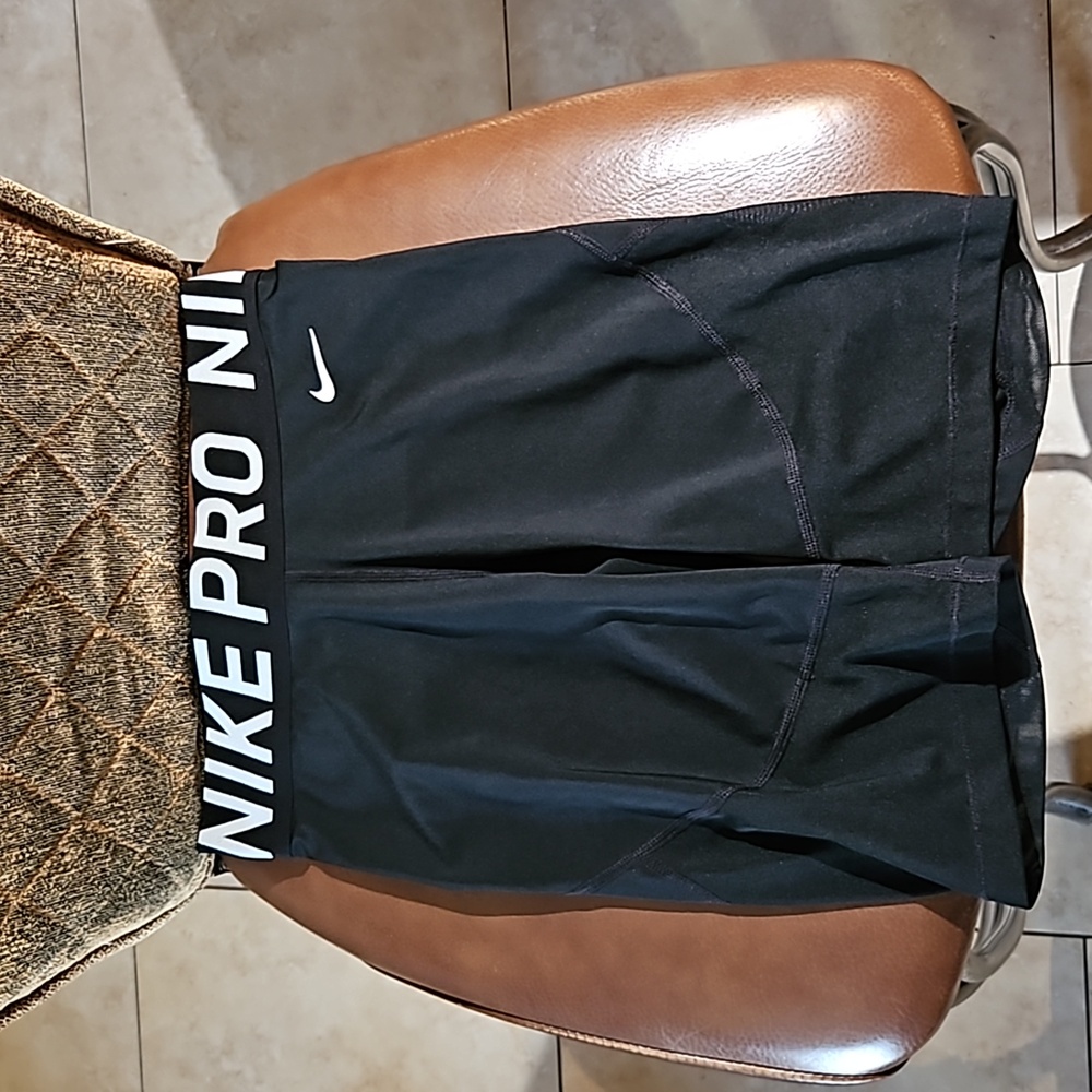 Nike Pro Dri-Fit 9" Shorts Spandex Black White